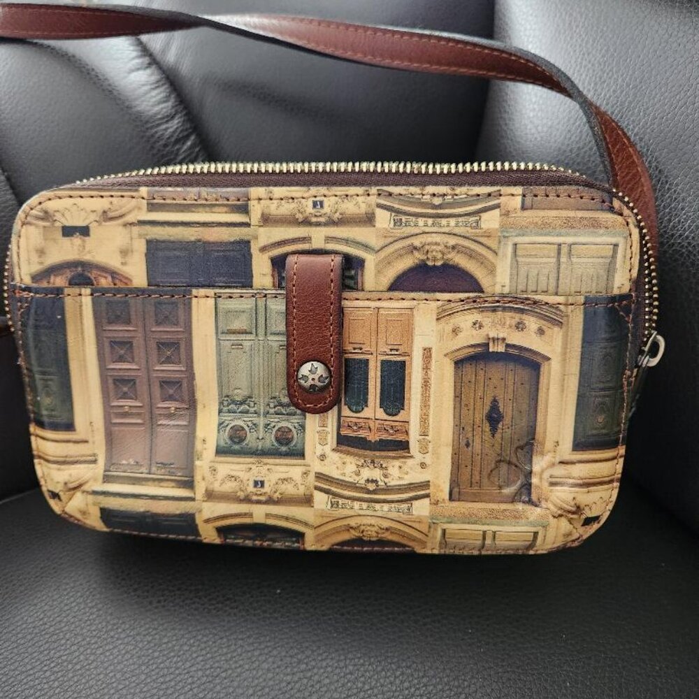 Patricia Nash leather artsy crossbody bag